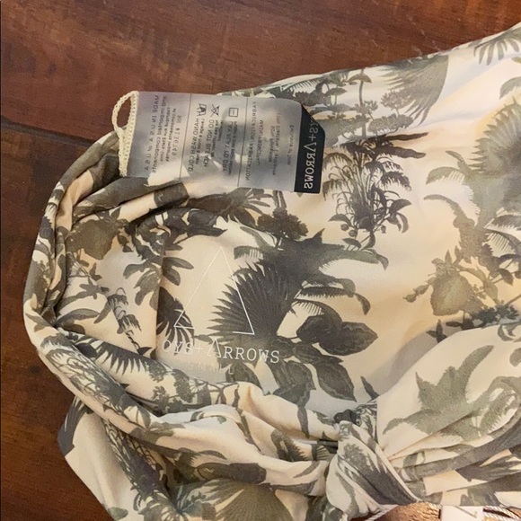 BOYS+ARROWS NWT Not Mary Jane Bridget Bikini Top - Picture 8 of 9